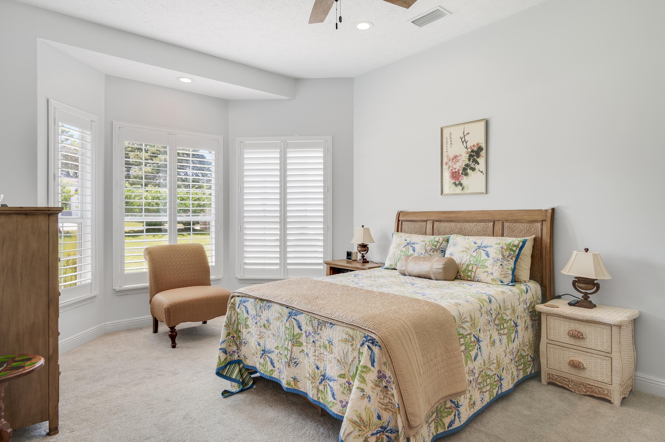 21 S Anchors Lake Drive