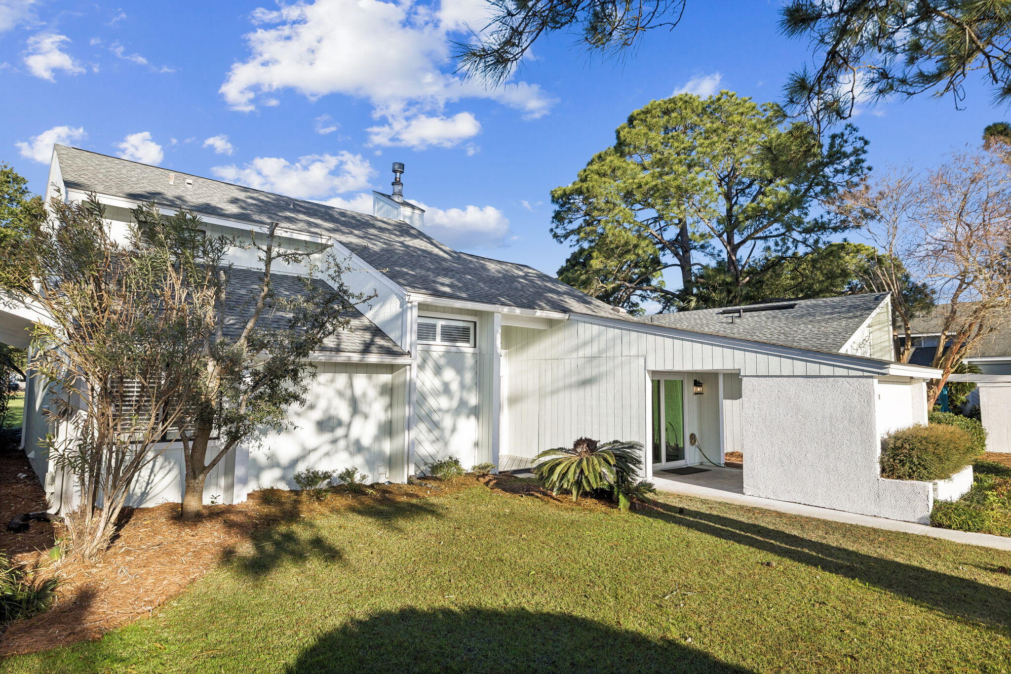 429 Linkside Circle