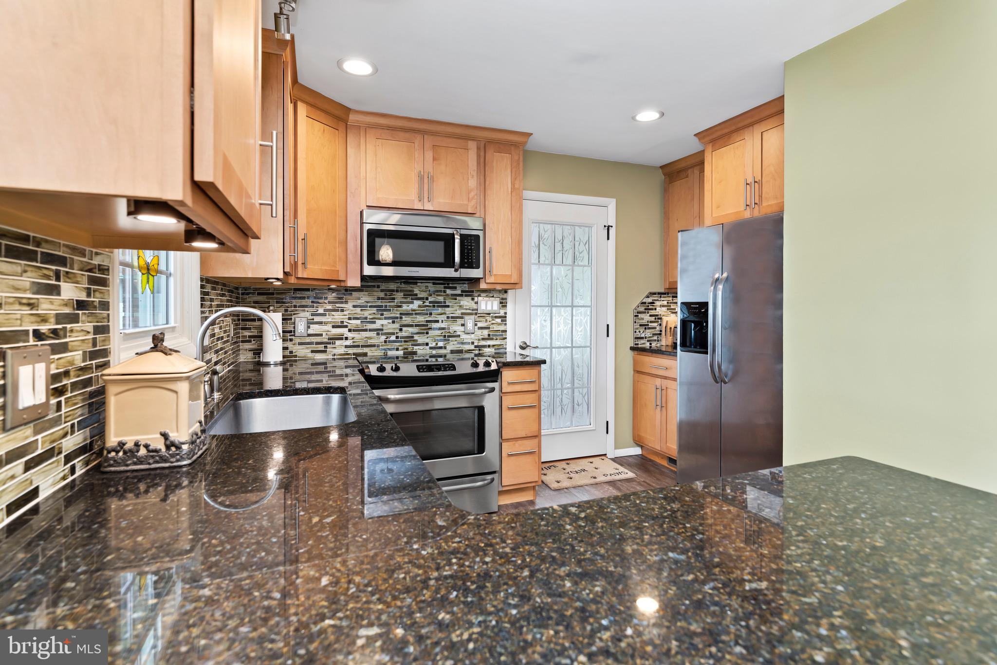 551 OLD ORCHARD LANE
