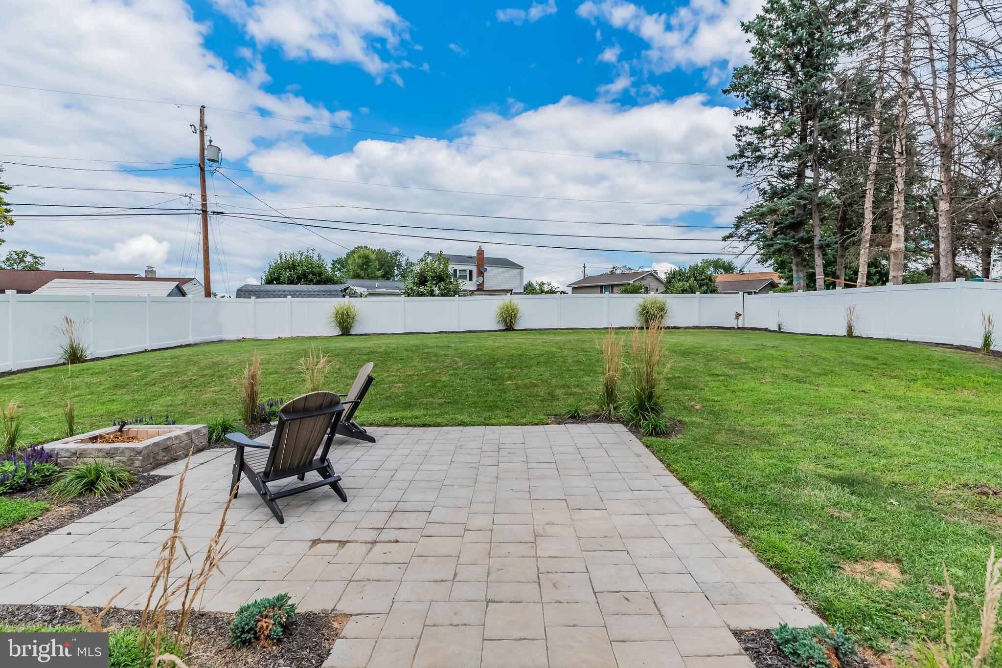 551 OLD ORCHARD LANE