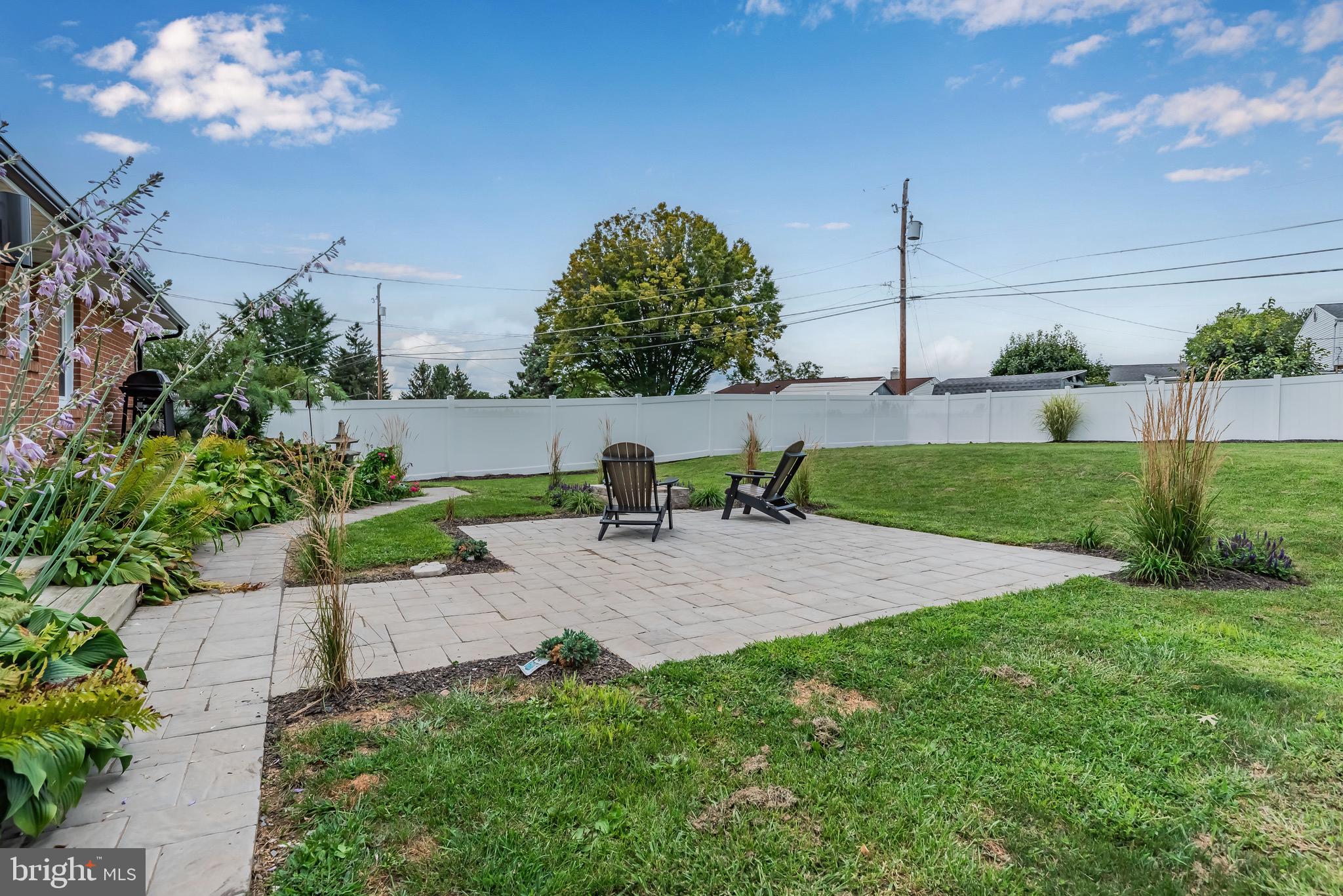 551 OLD ORCHARD LANE
