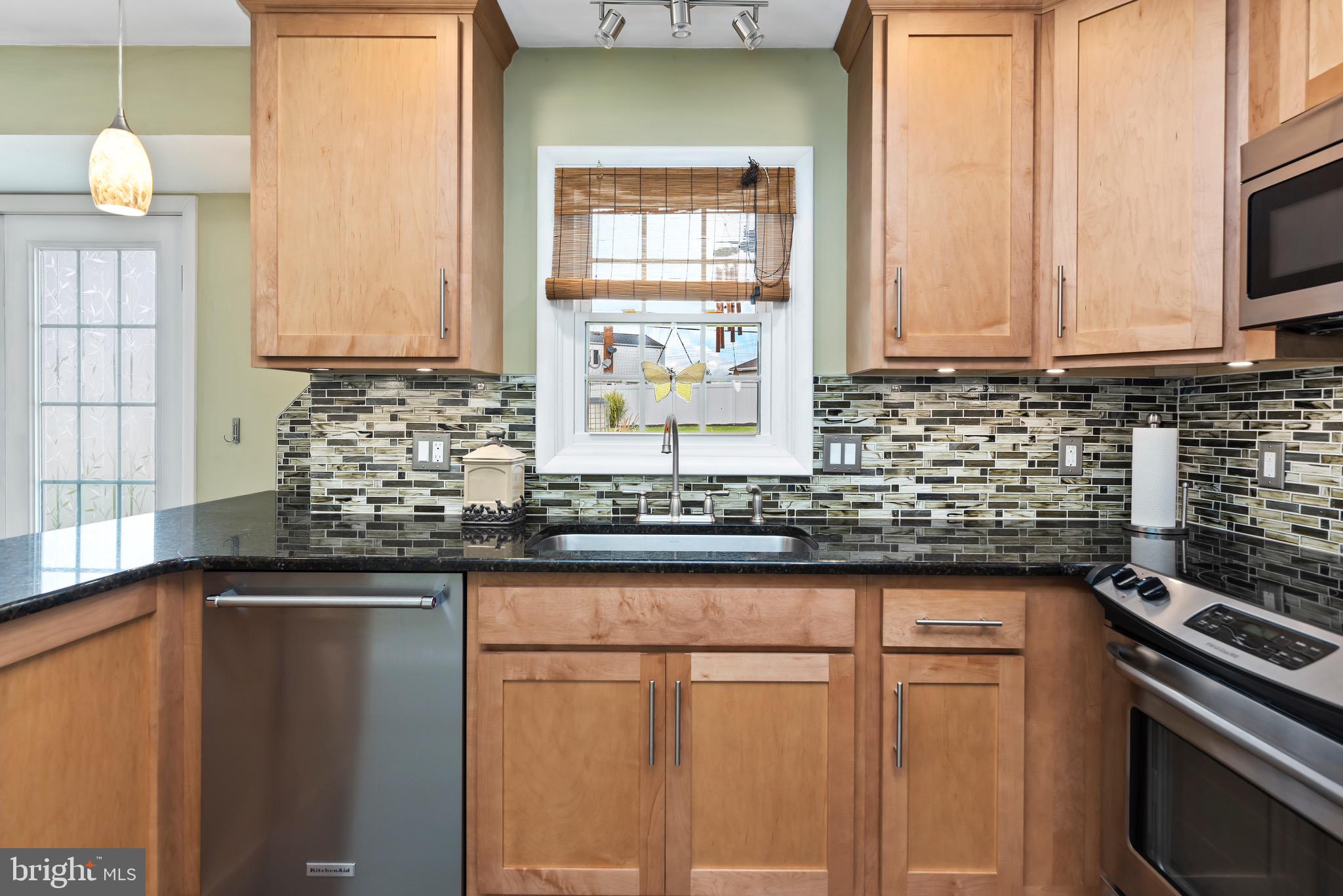 551 OLD ORCHARD LANE