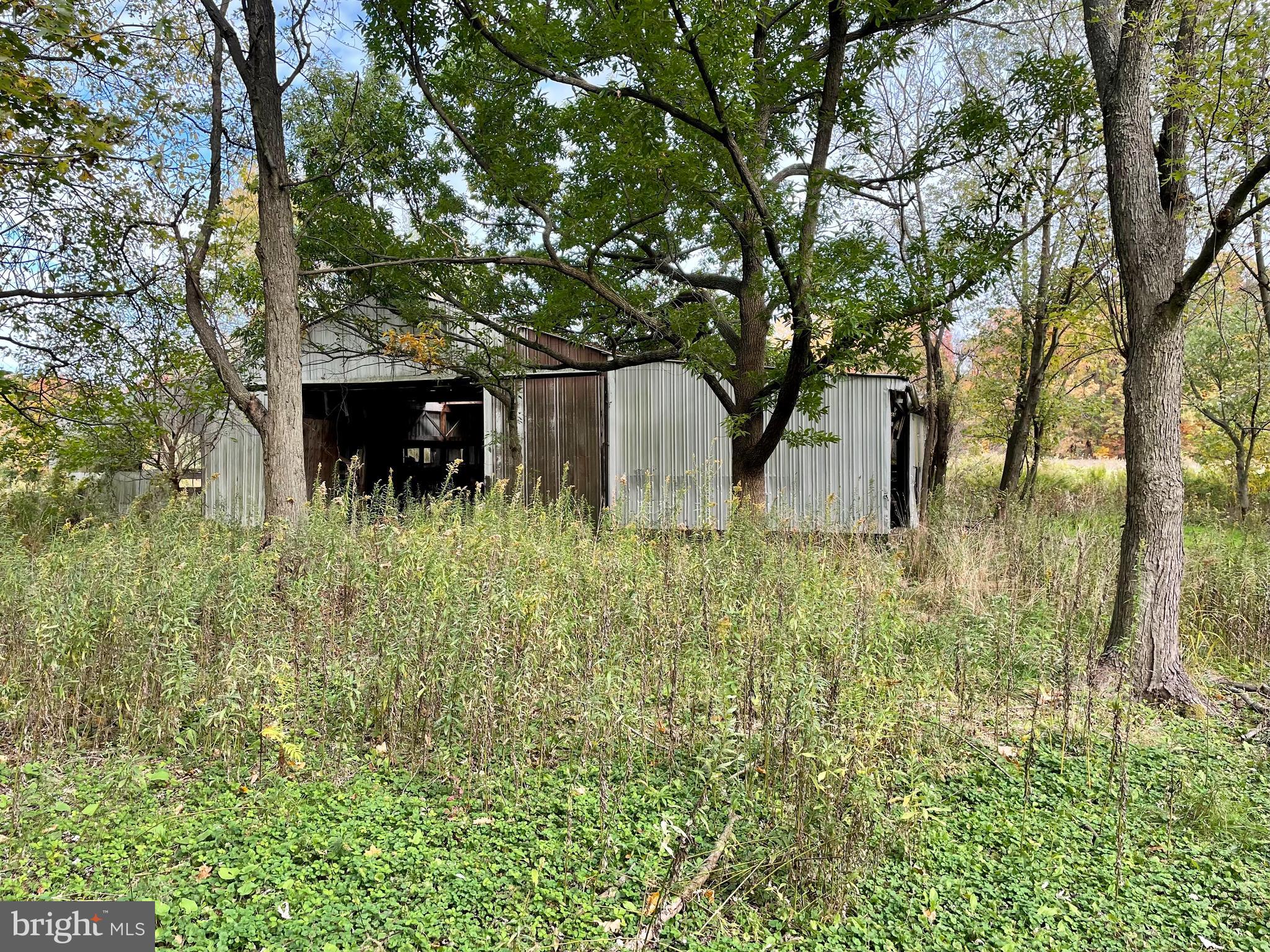 102 Beard ROAD