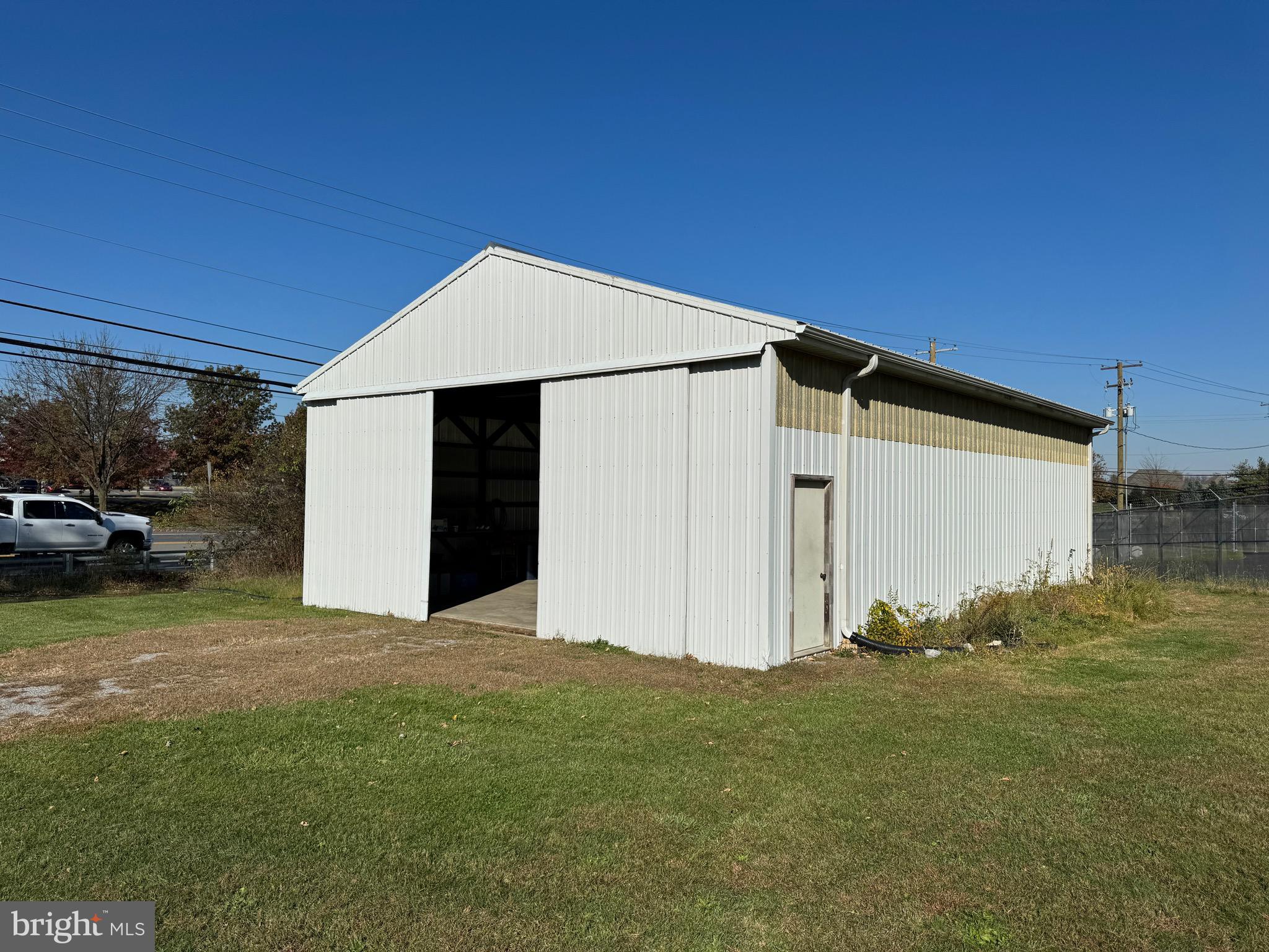 1723 S Market STREET