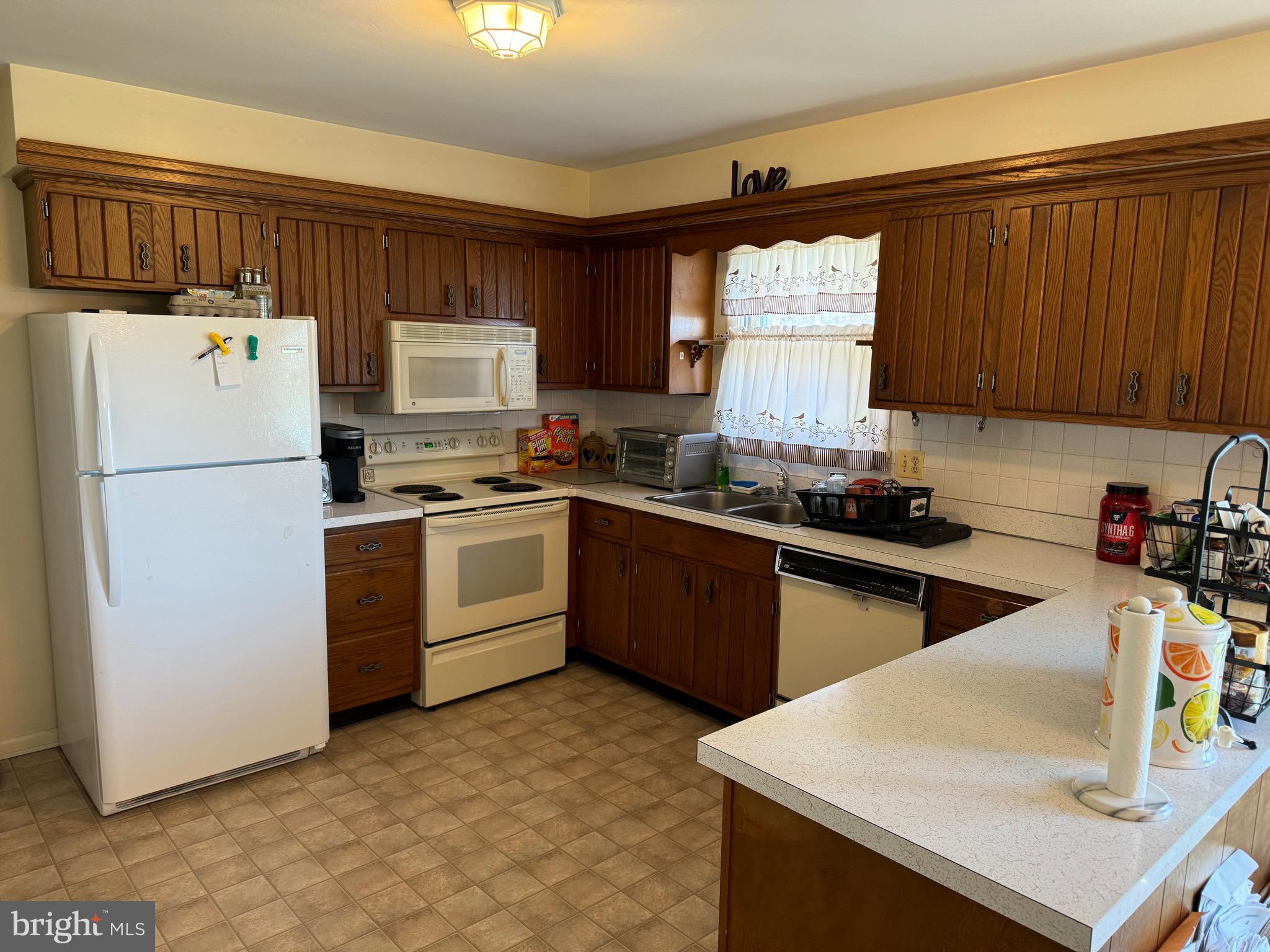 1723 S Market STREET