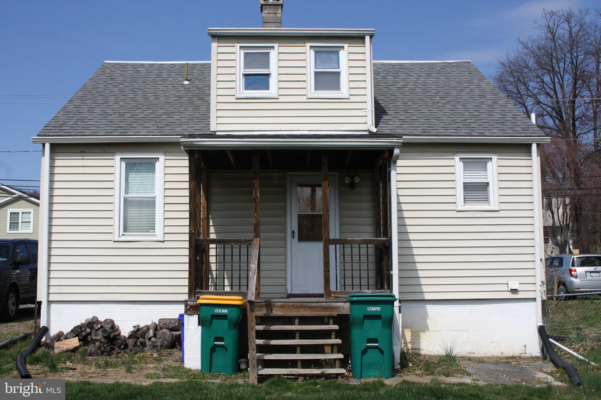 307 Valley Rd