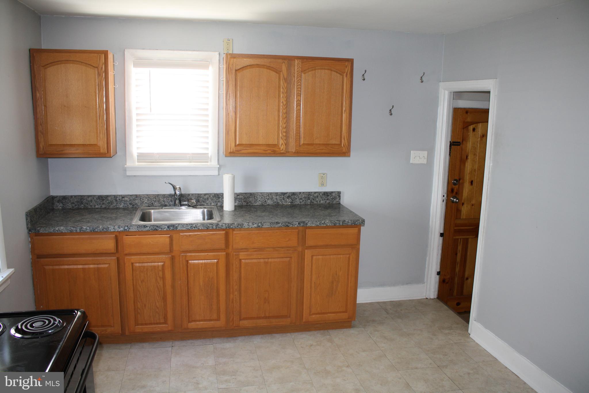 307 Valley Rd