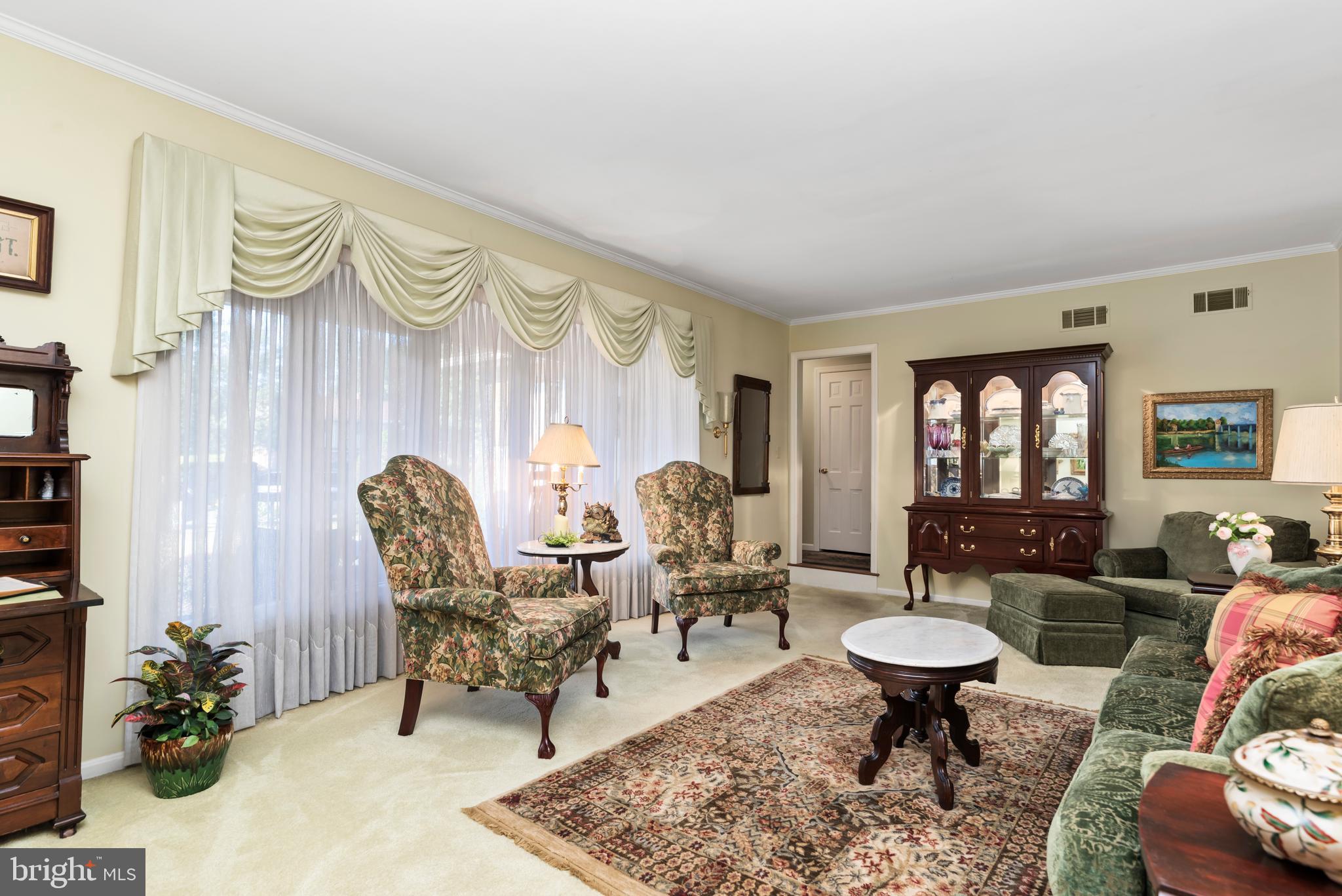 324 Acre Dr