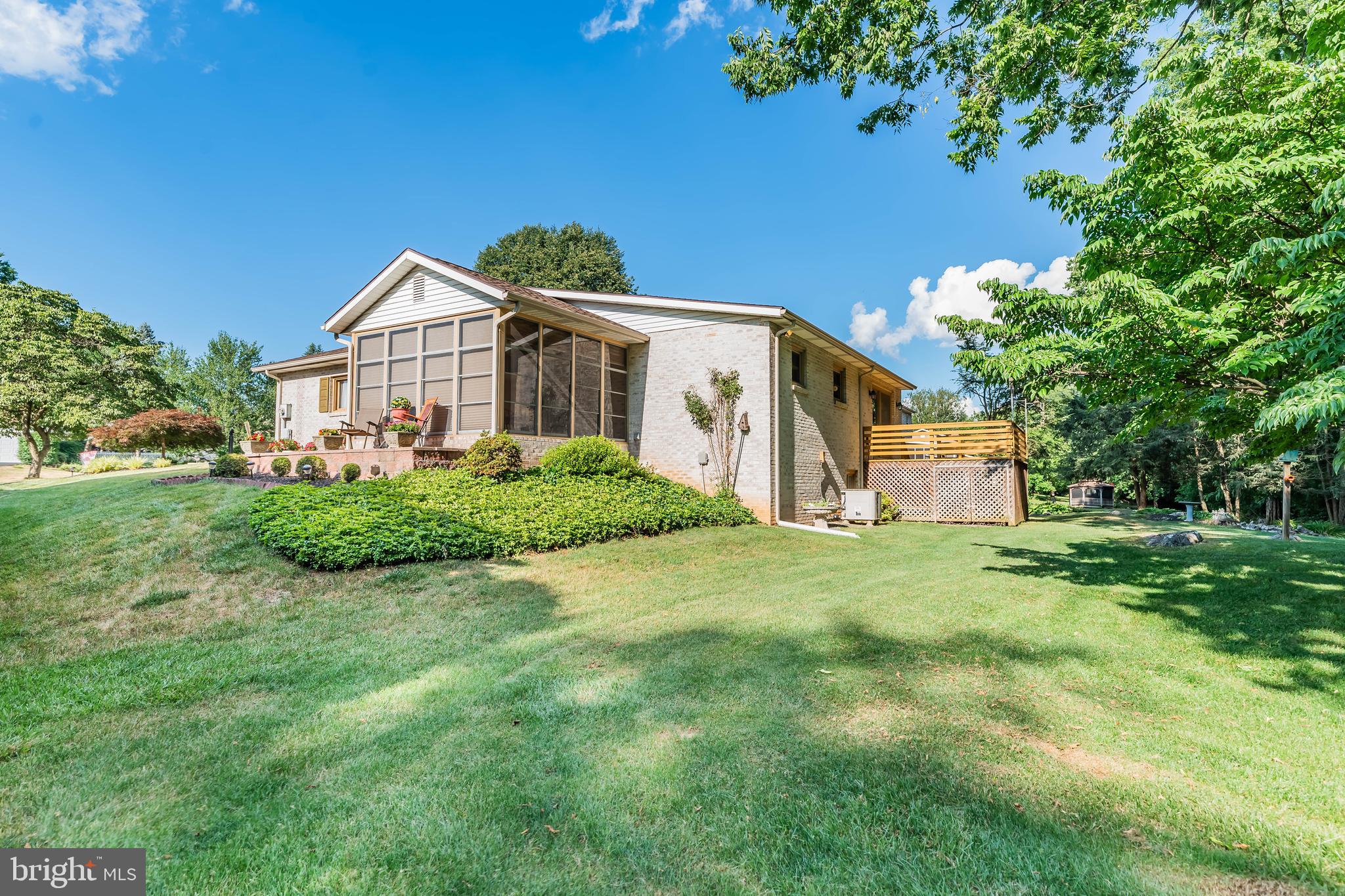 324 Acre Dr