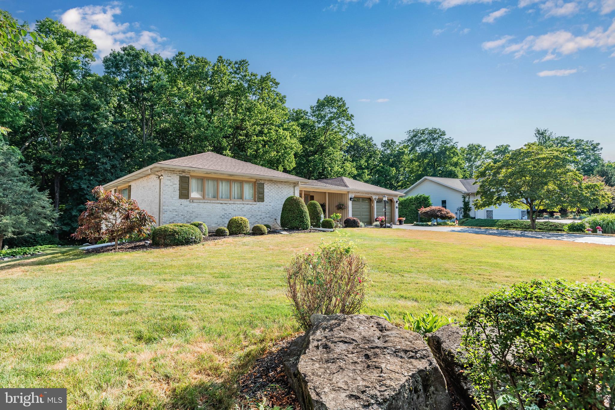324 Acre Dr