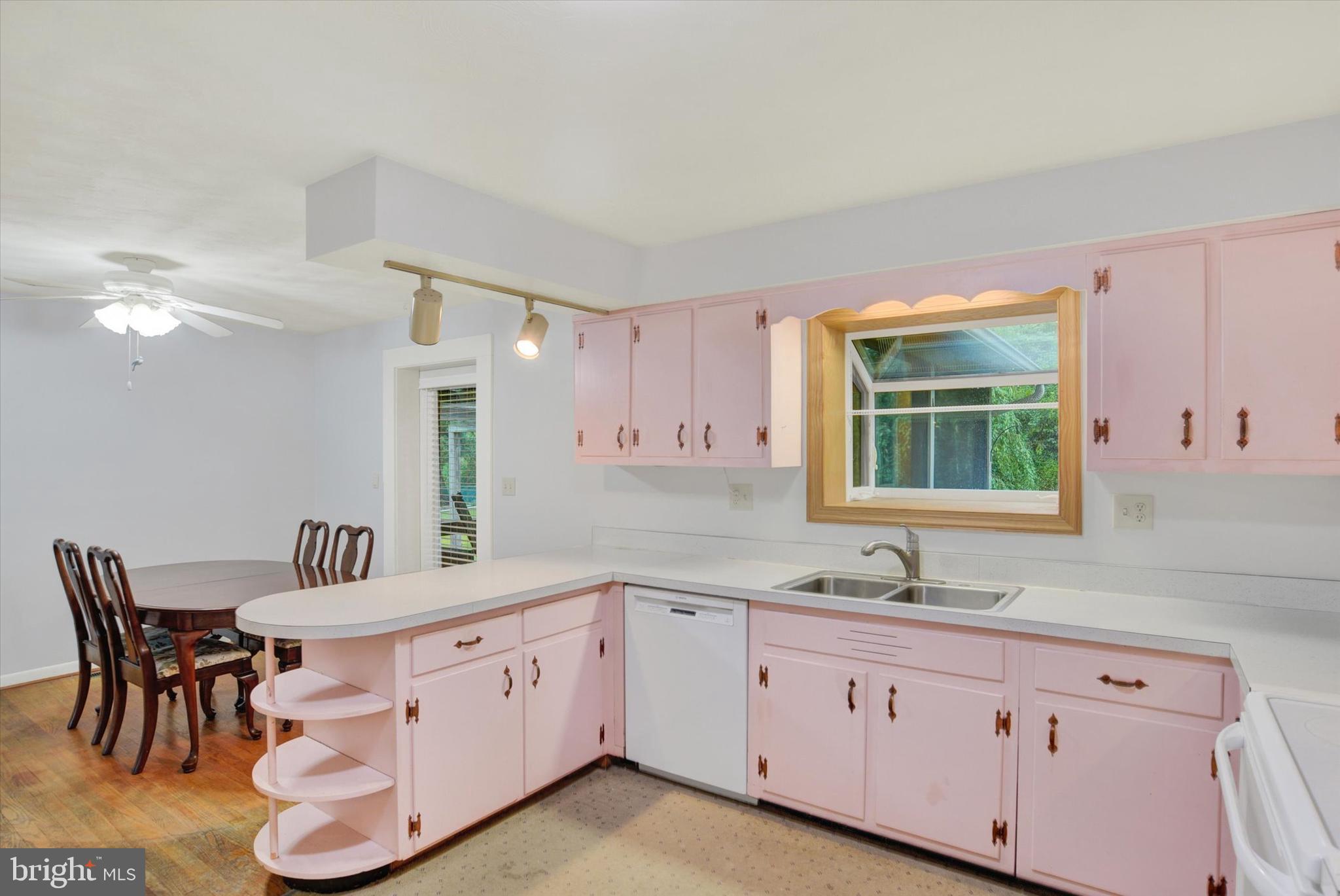 403 Cascade Rd