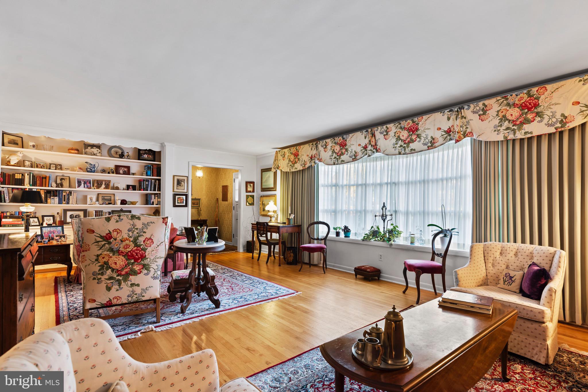 645 Vista Dr