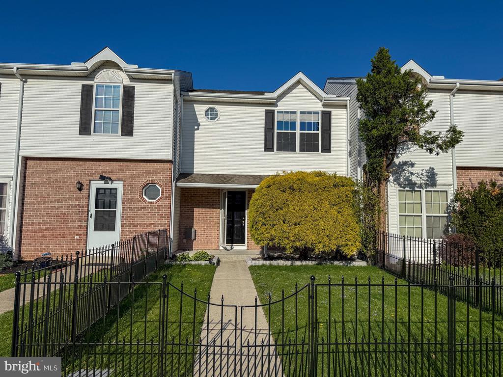 48 TORY CIR