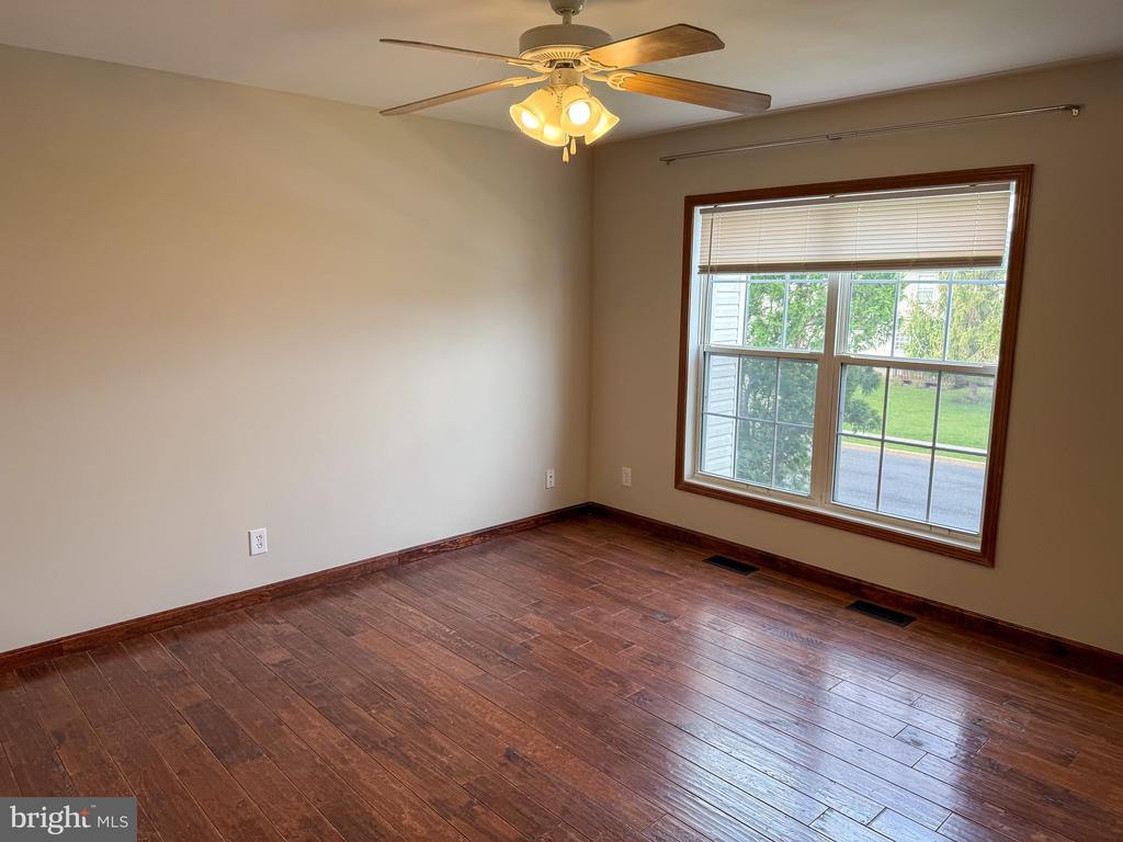 48 TORY CIR