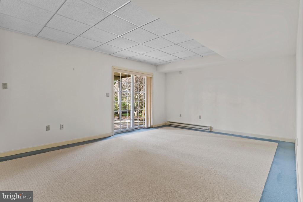 504 BRIDGEVIEW DRIVE