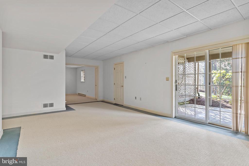 504 BRIDGEVIEW DRIVE