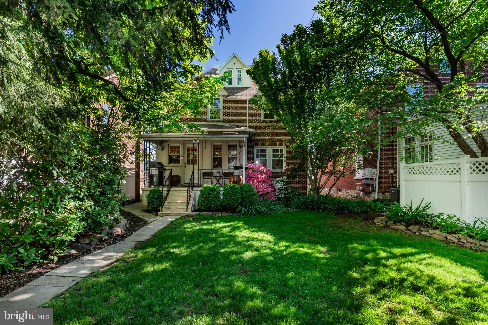318 N FRONT STREET
