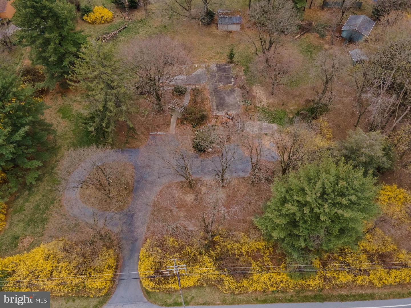 2020 CRUMS MILL ROAD