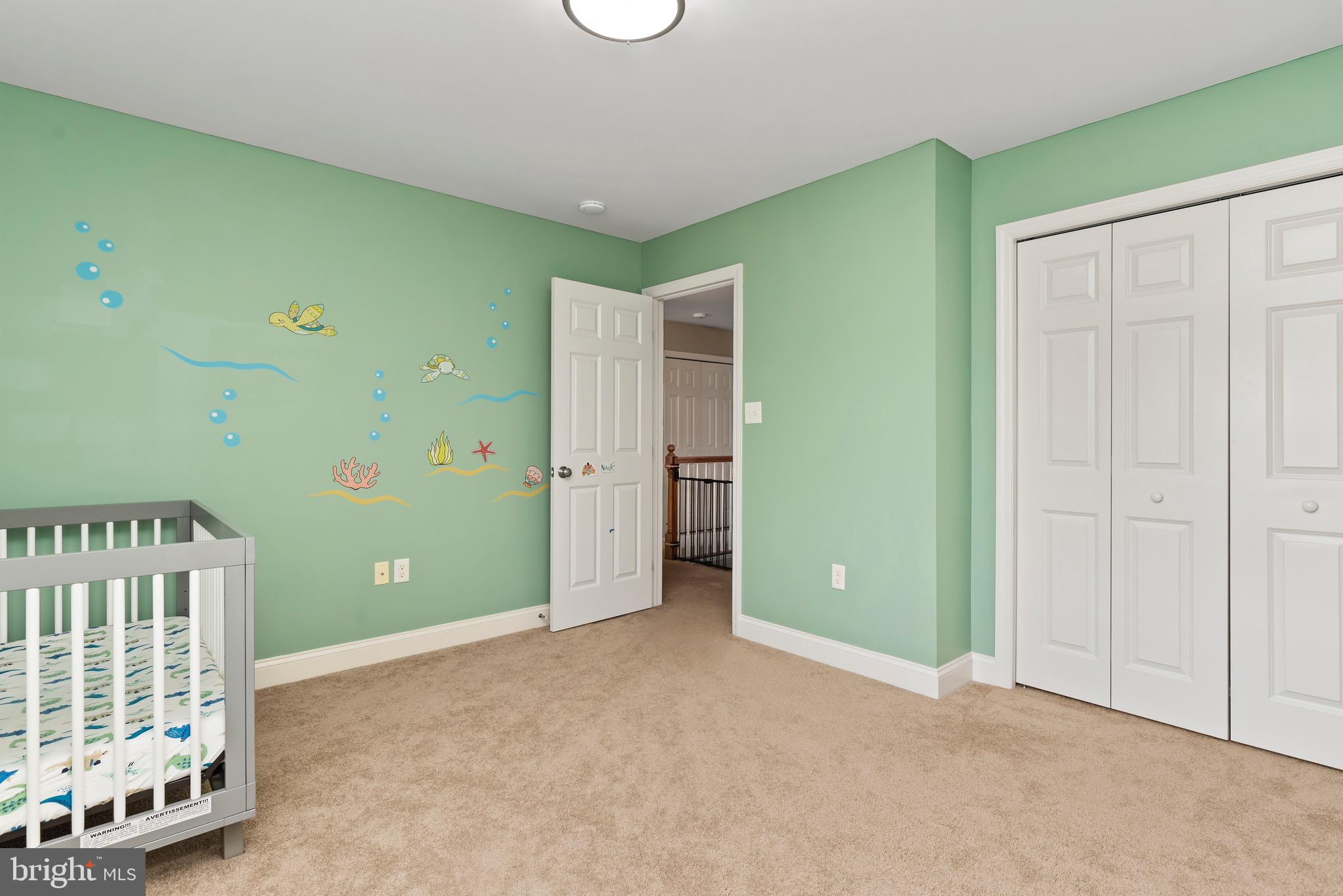 332 Goldfinch Ln