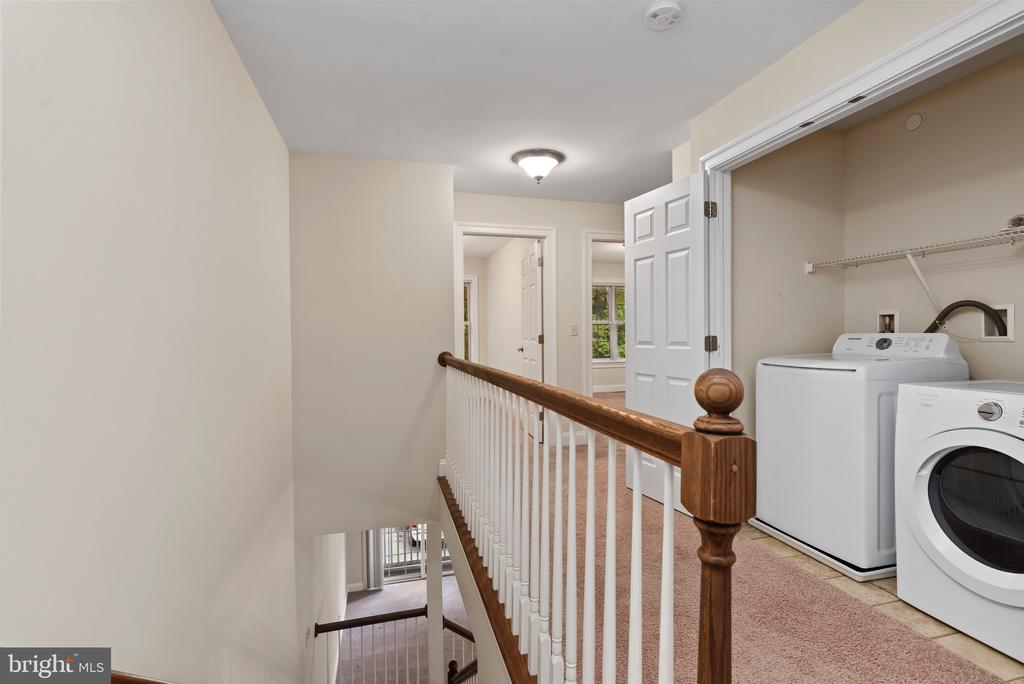 106 High Pointe Dr