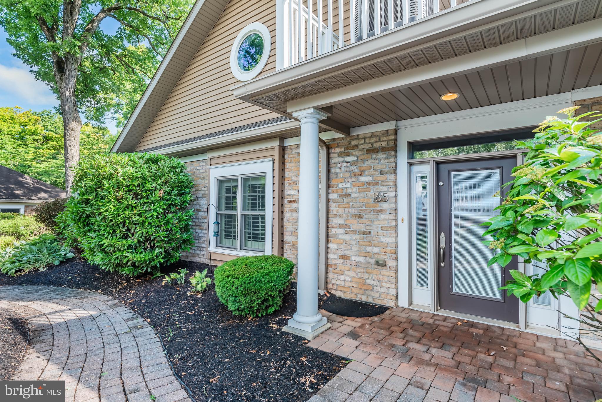 165 High Pointe Dr
