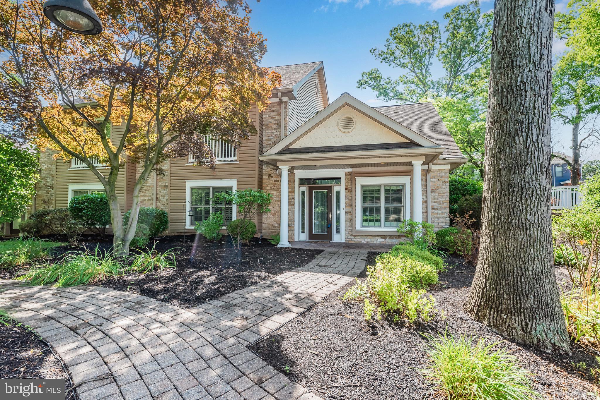 165 High Pointe Dr