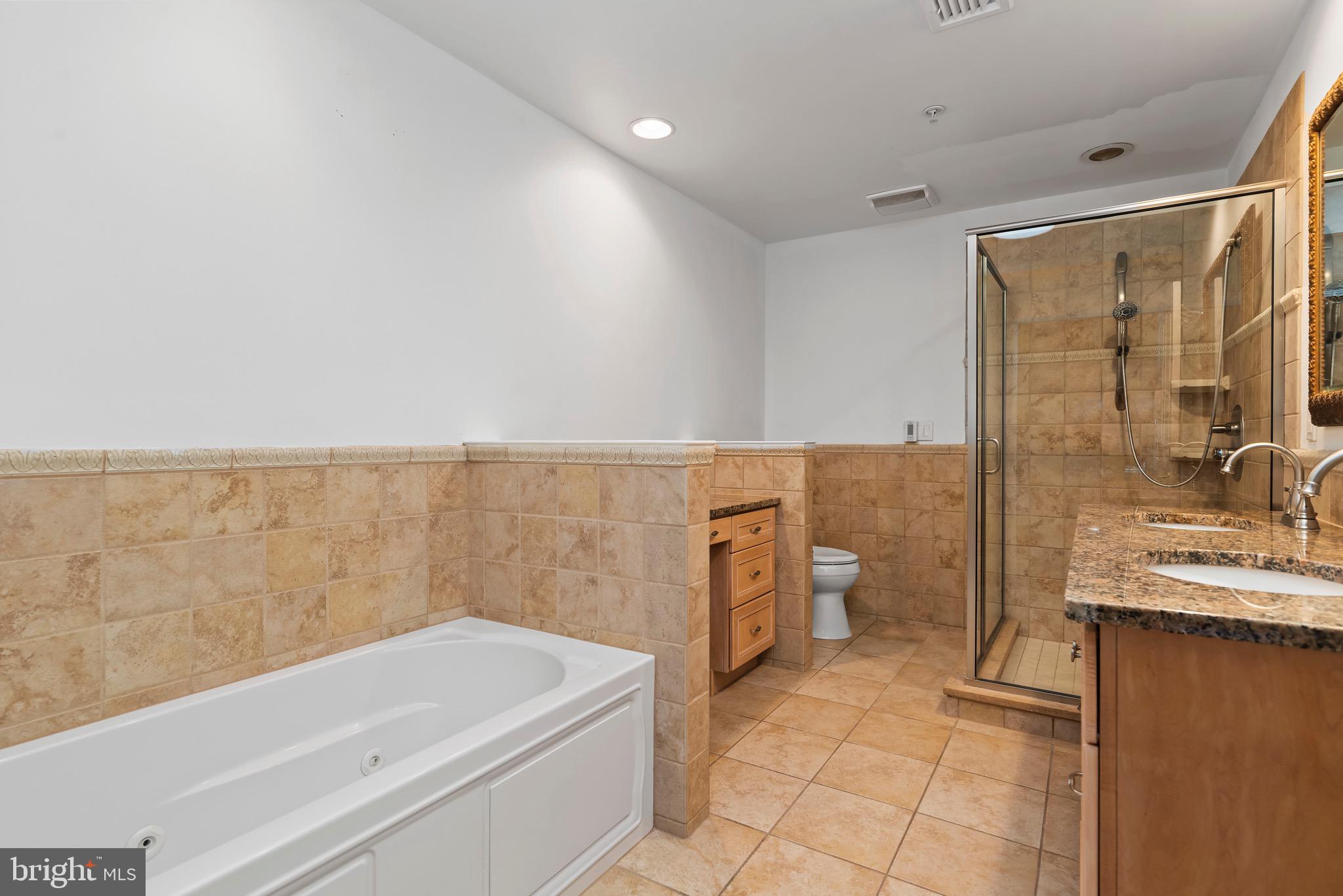 165 High Pointe Dr