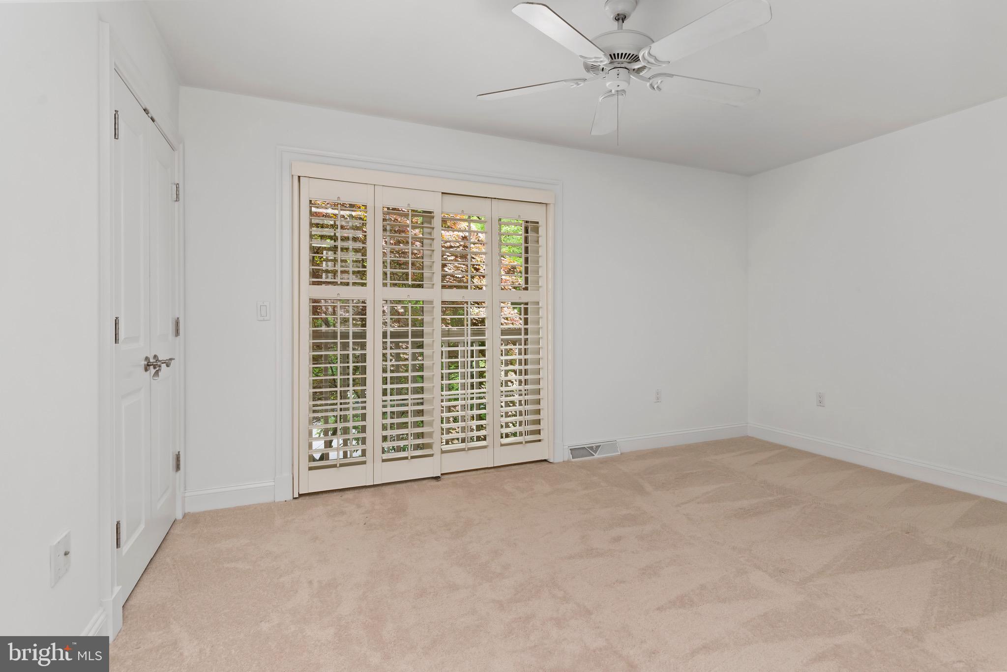 165 High Pointe Dr