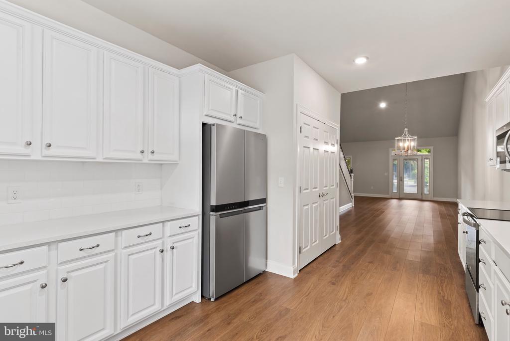 163 High Pointe Dr