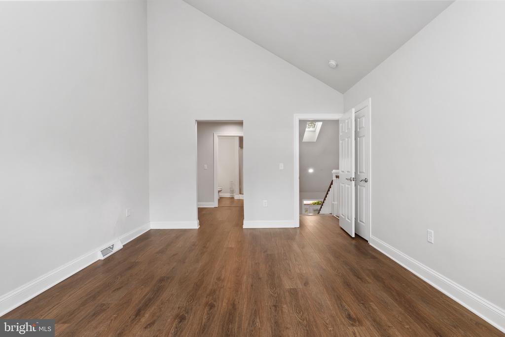 163 High Pointe Dr