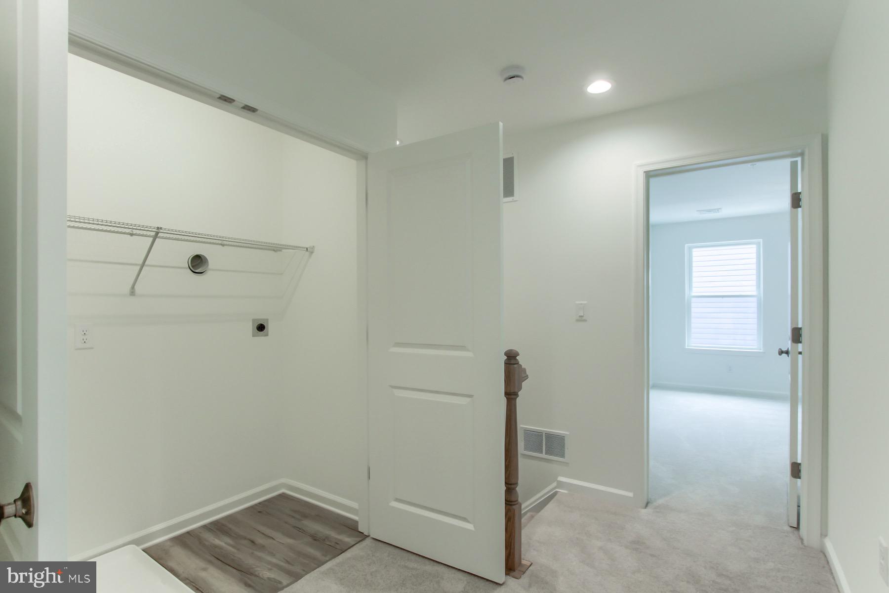 148 High Pointe Dr #27