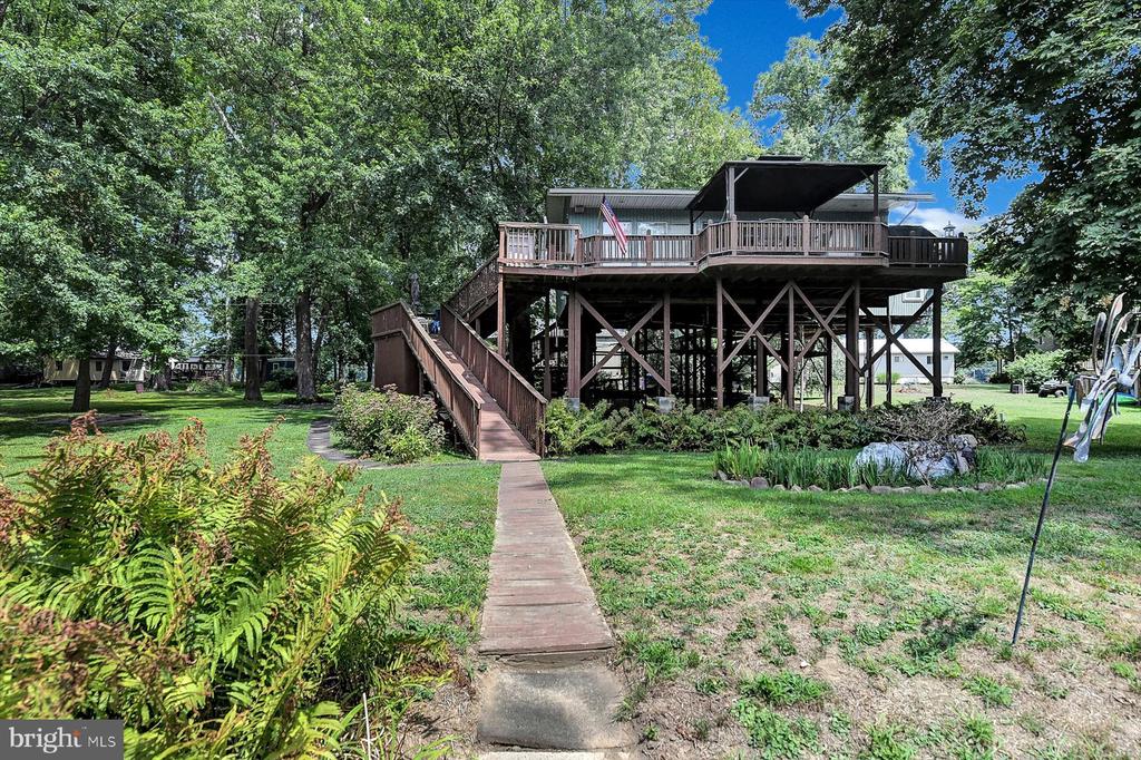 62 Beech Island