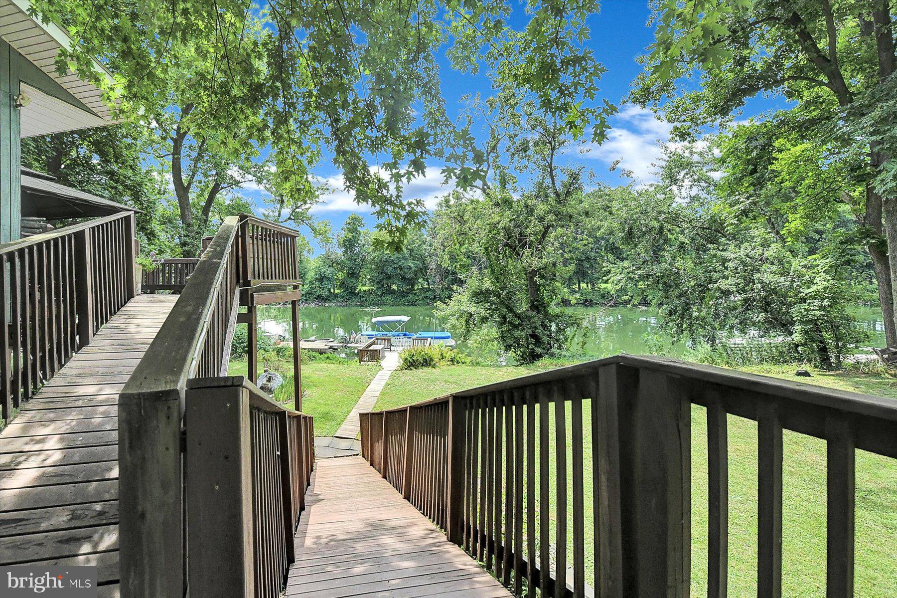 62 Beech Island