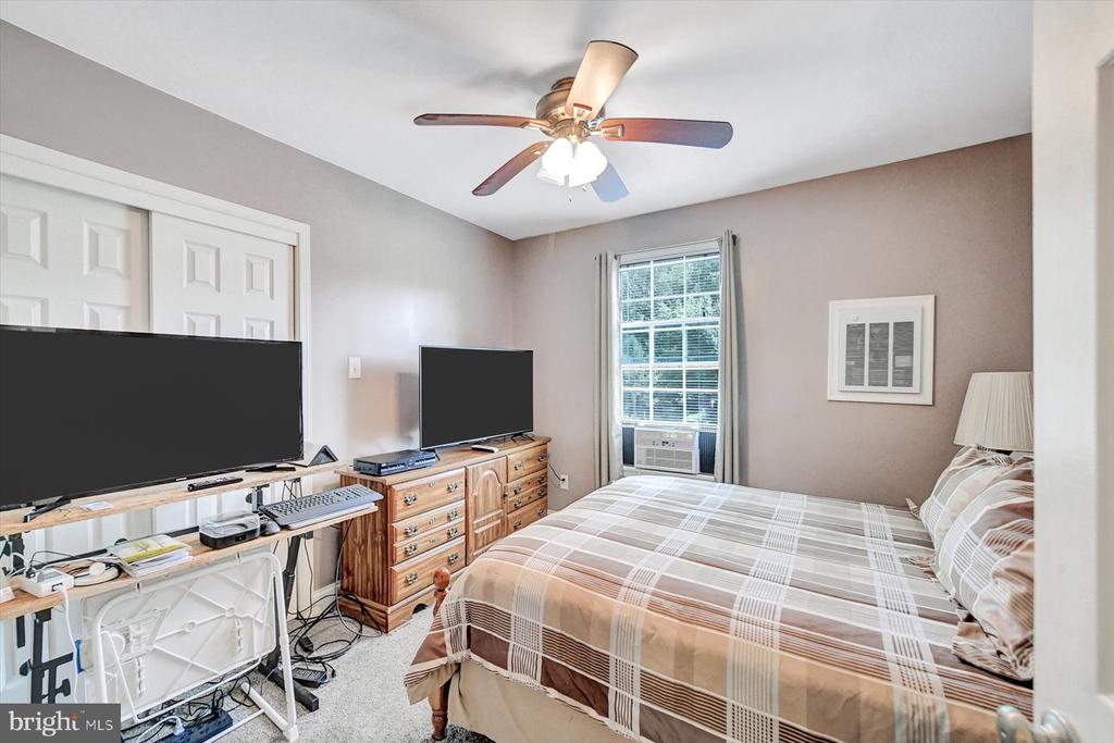 62 Beech Island