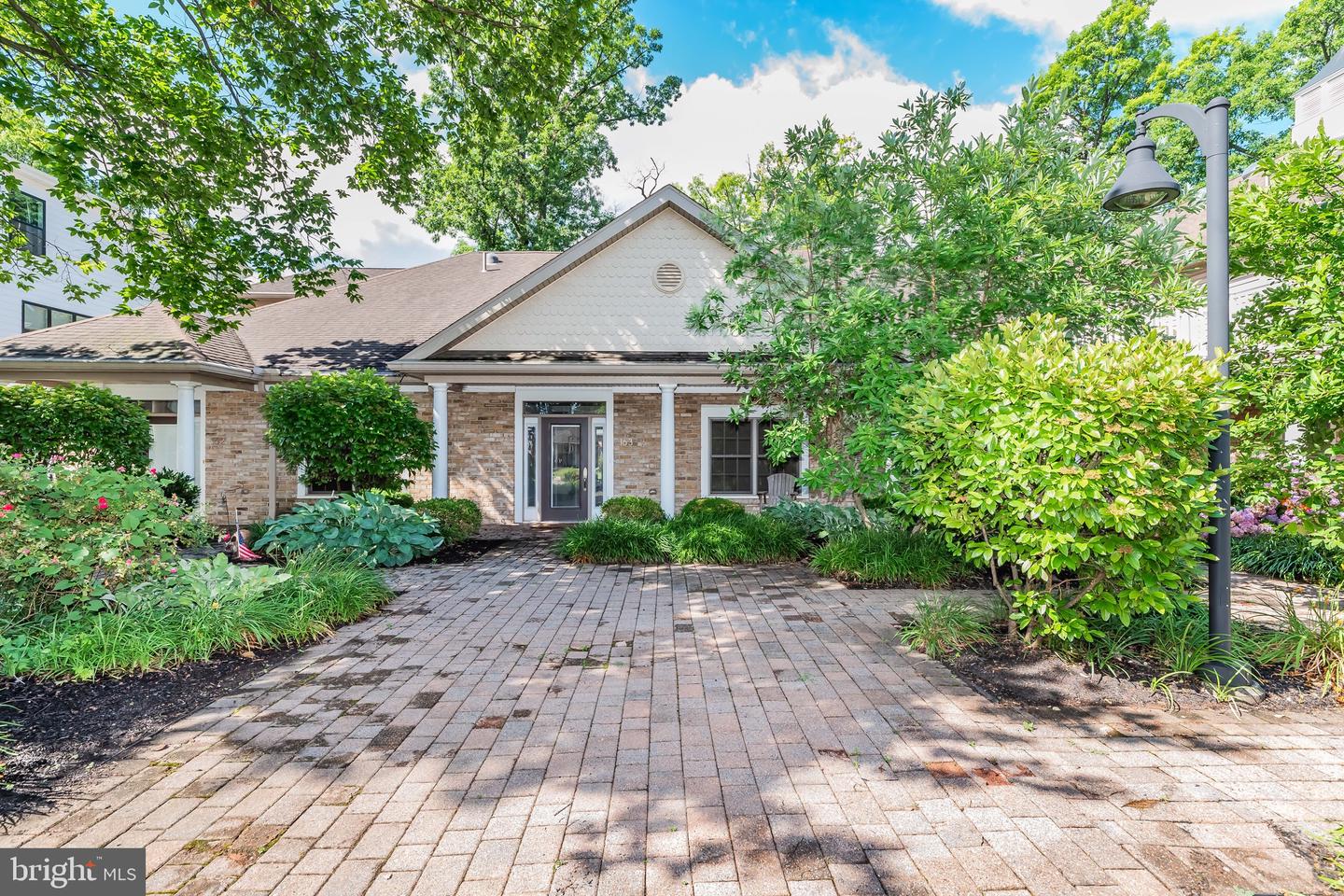 105, 107, 108 High Pointe Dr