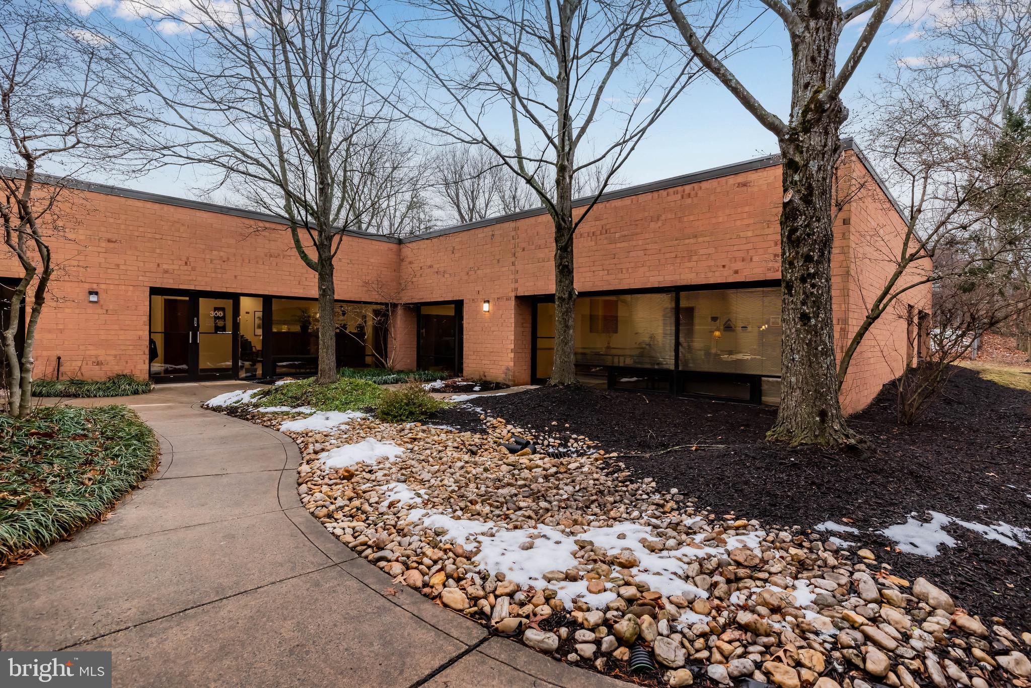 4755 Linglestown Rd #300