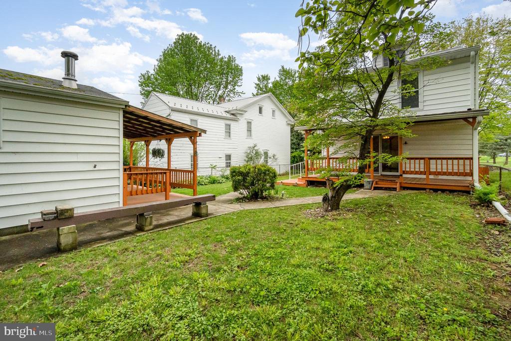 307 Church St