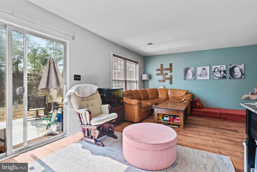 222 Timber View Dr