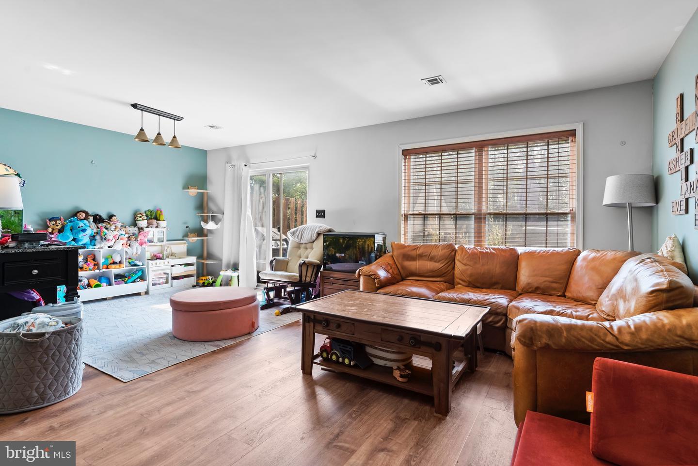 222 Timber View Dr