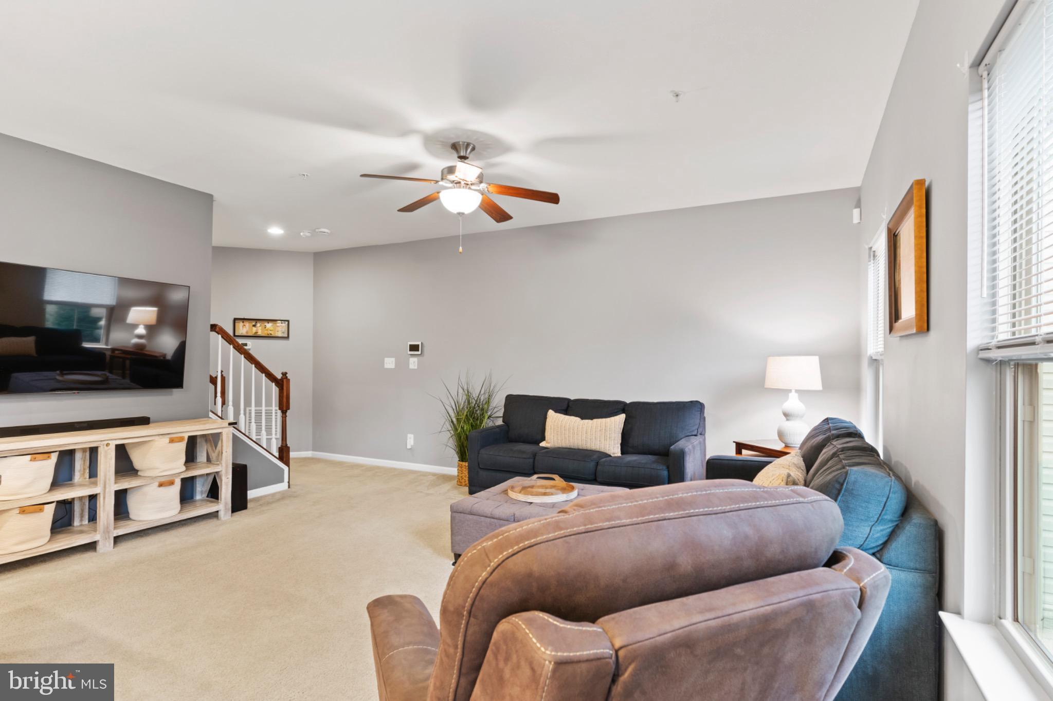 4048 Silver Charm Ct
