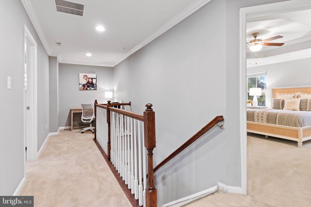 4048 Silver Charm Ct