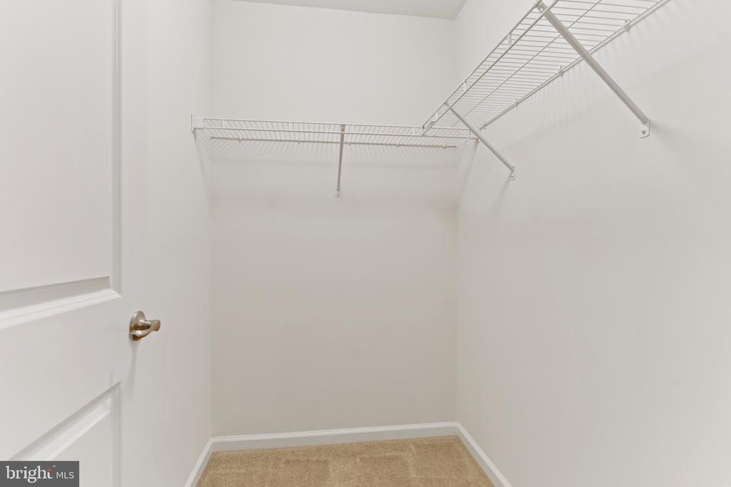 4048 Silver Charm Ct