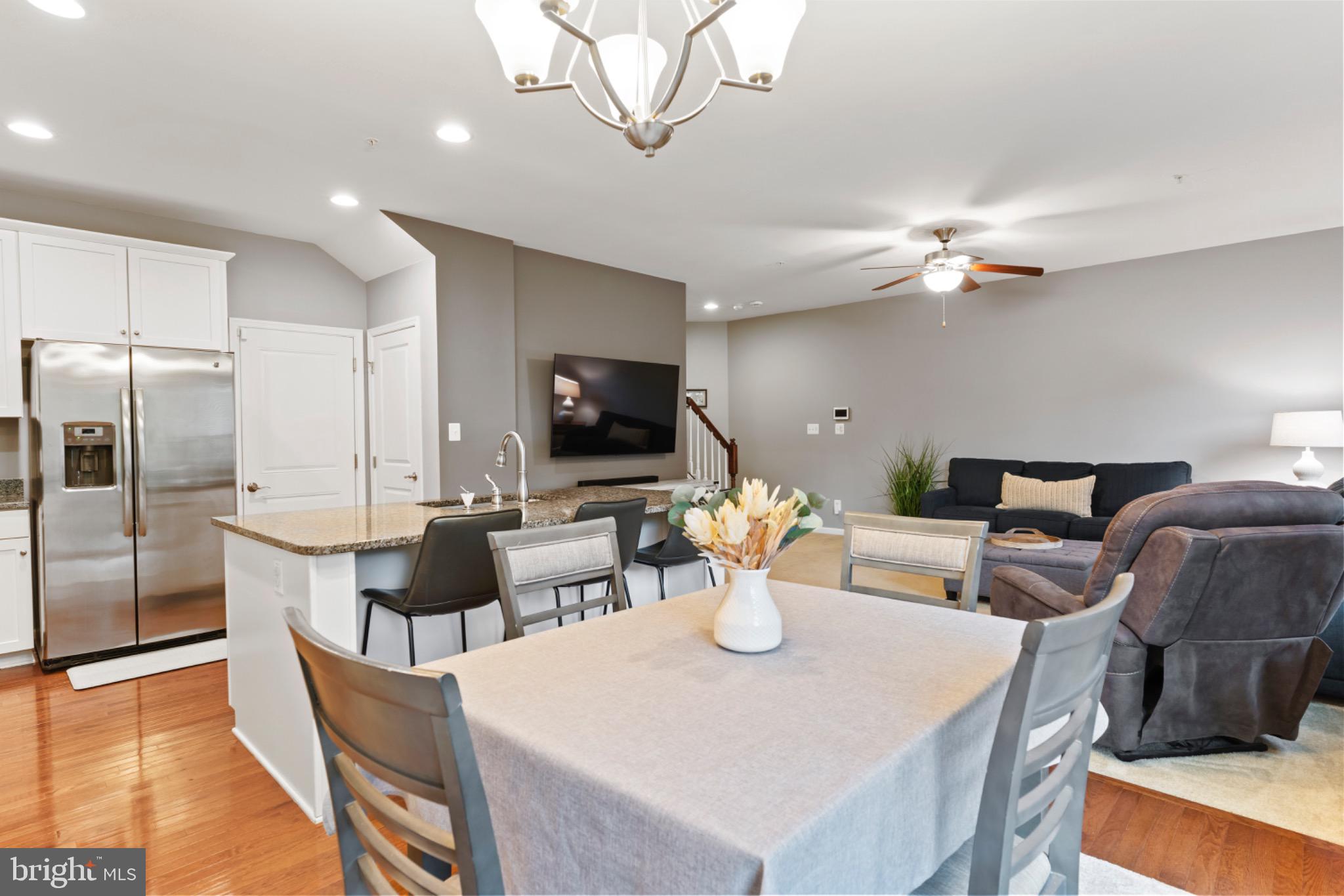 4048 Silver Charm Ct
