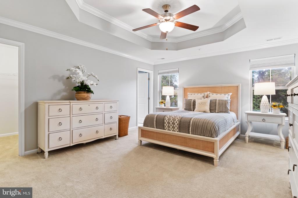 4048 Silver Charm Ct