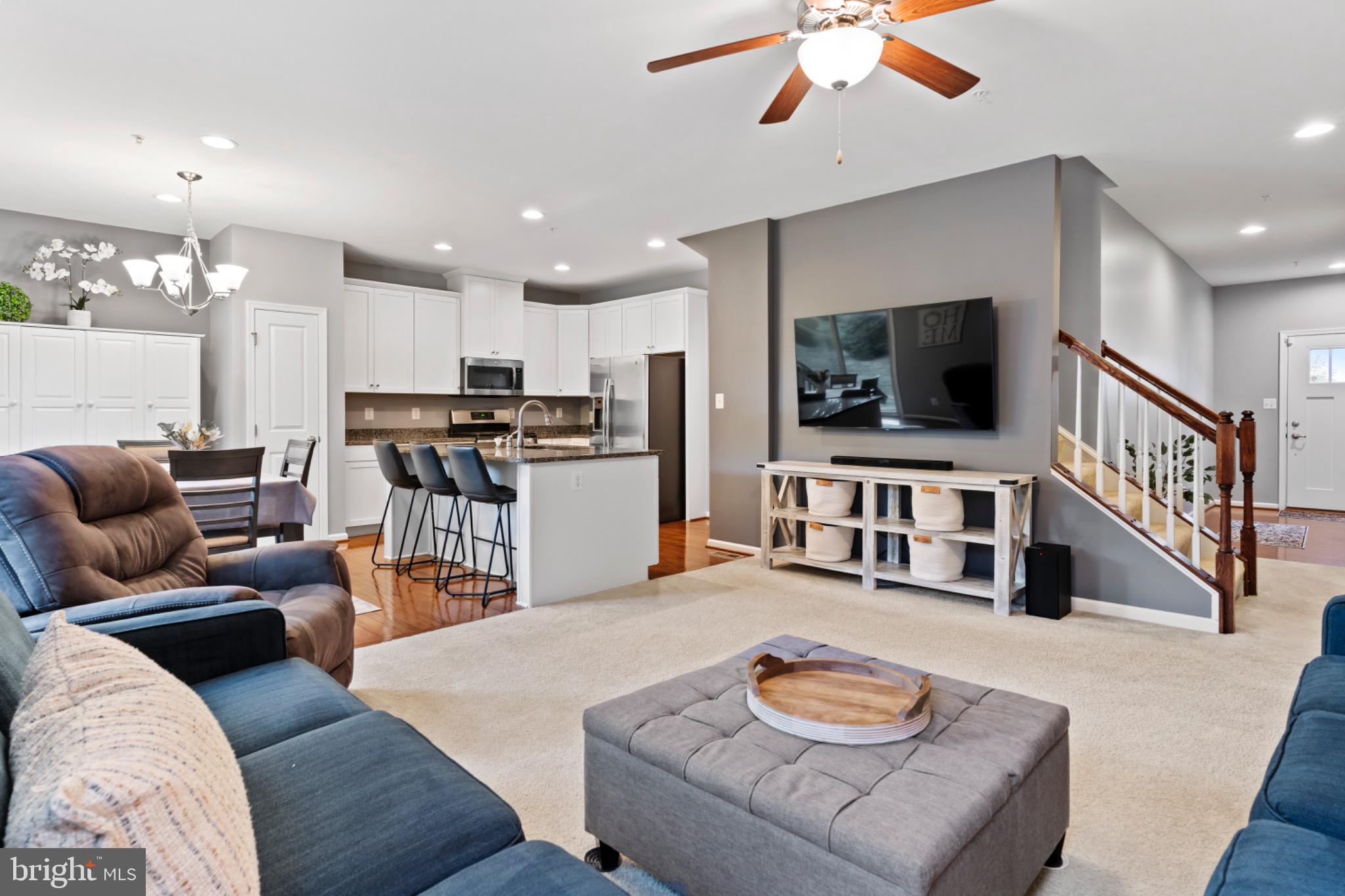 4048 Silver Charm Ct