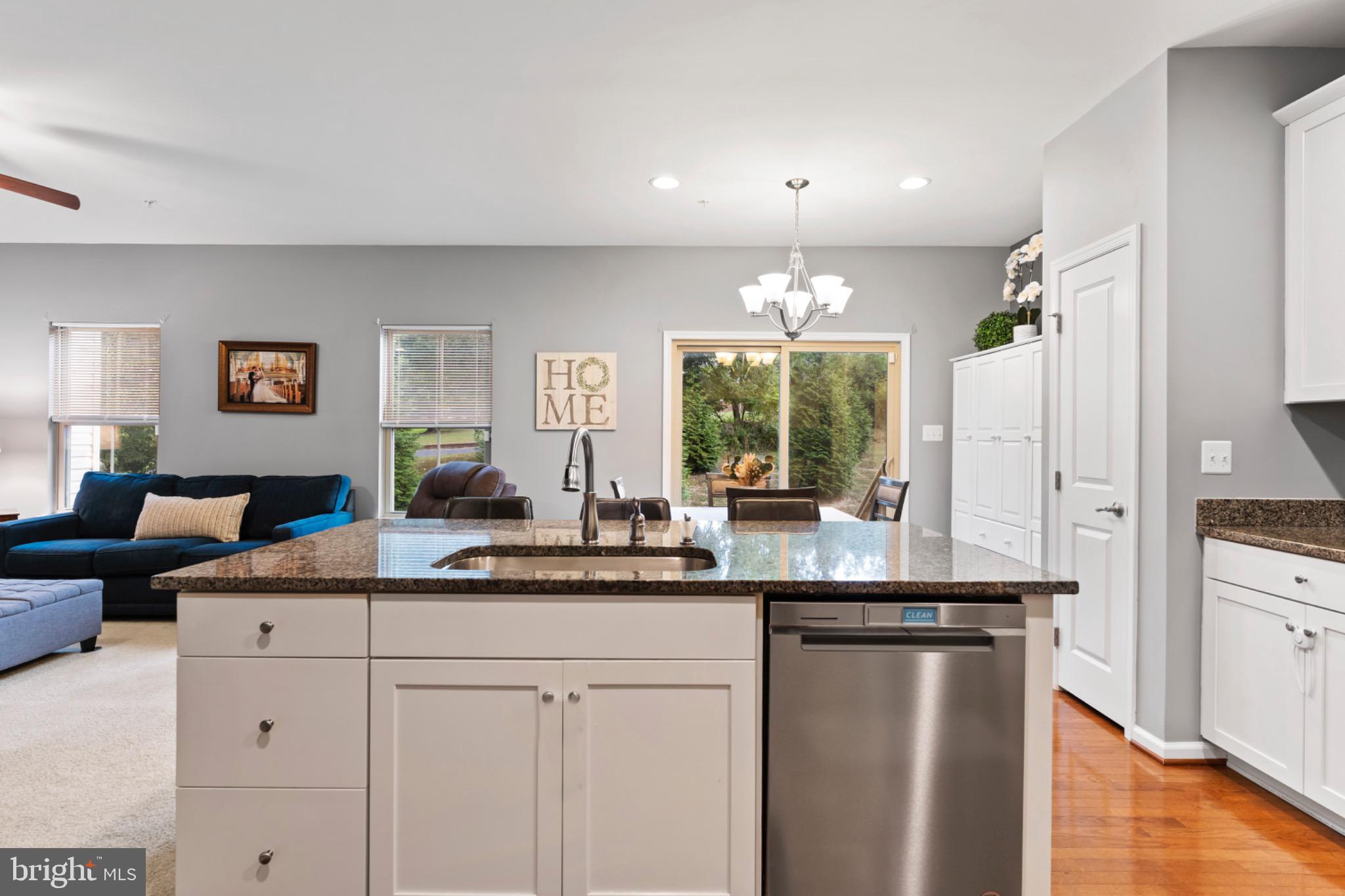 4048 Silver Charm Ct