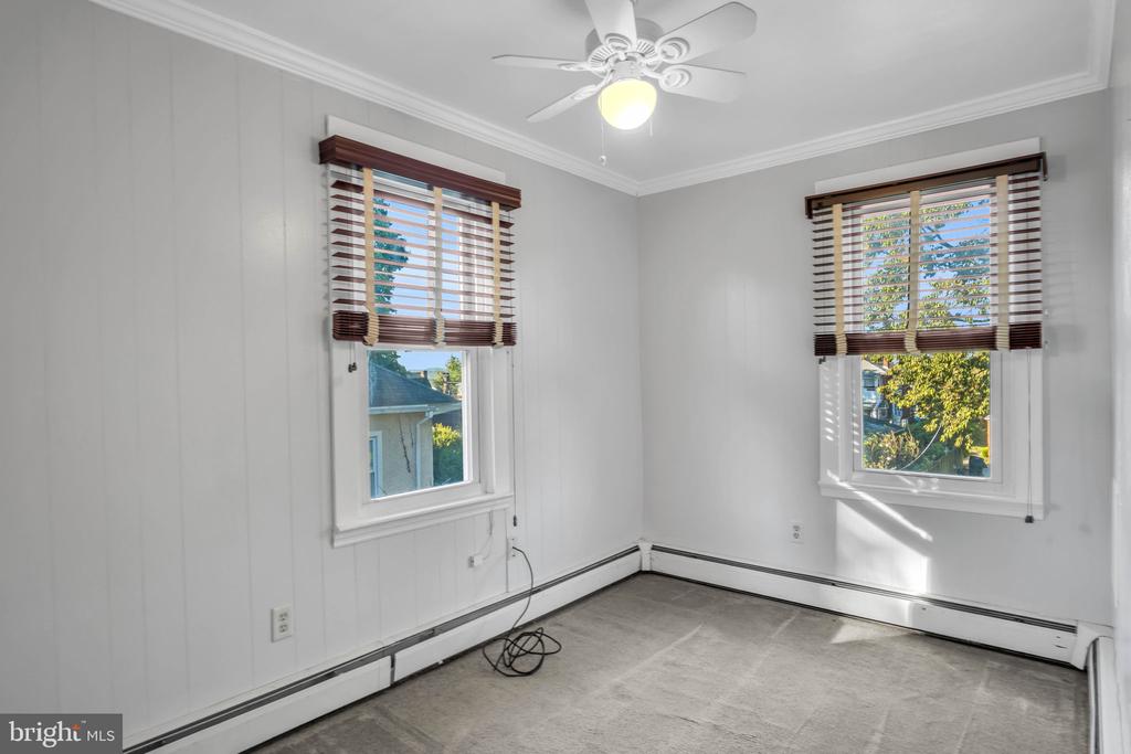 302 N 30TH STREET