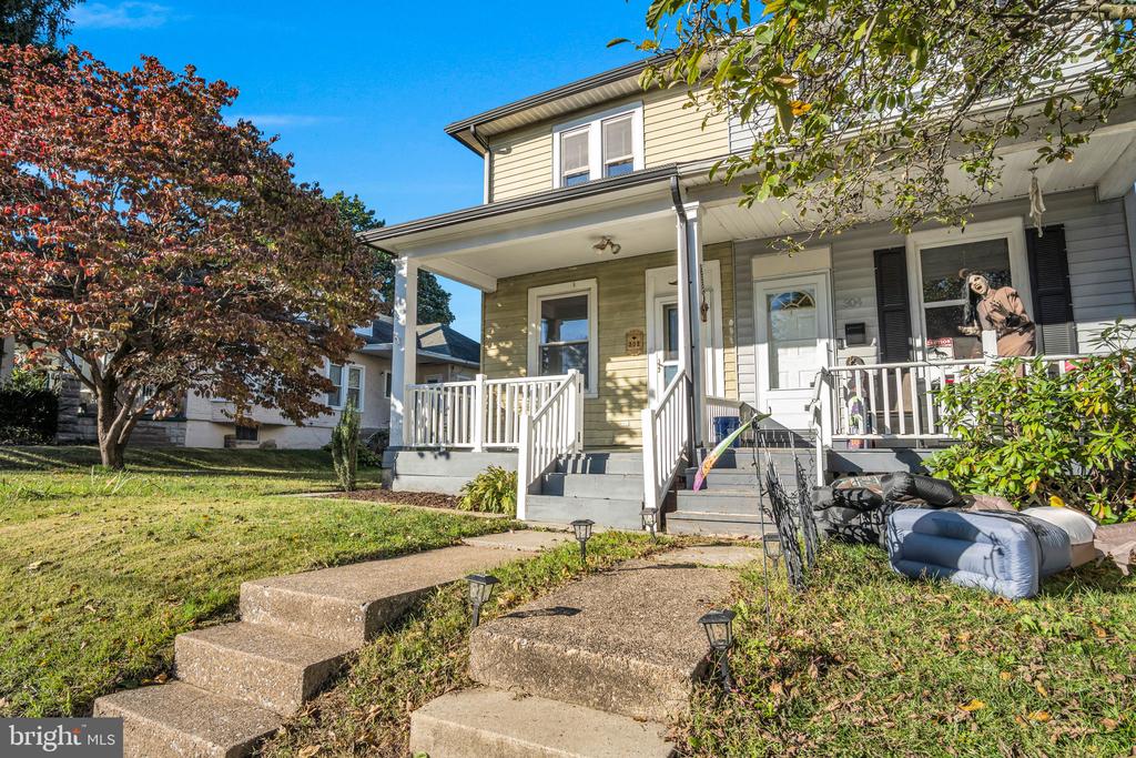 302 N 30TH STREET