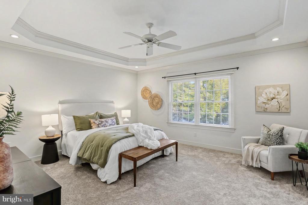 4528 LAURELWOOD DRIVE