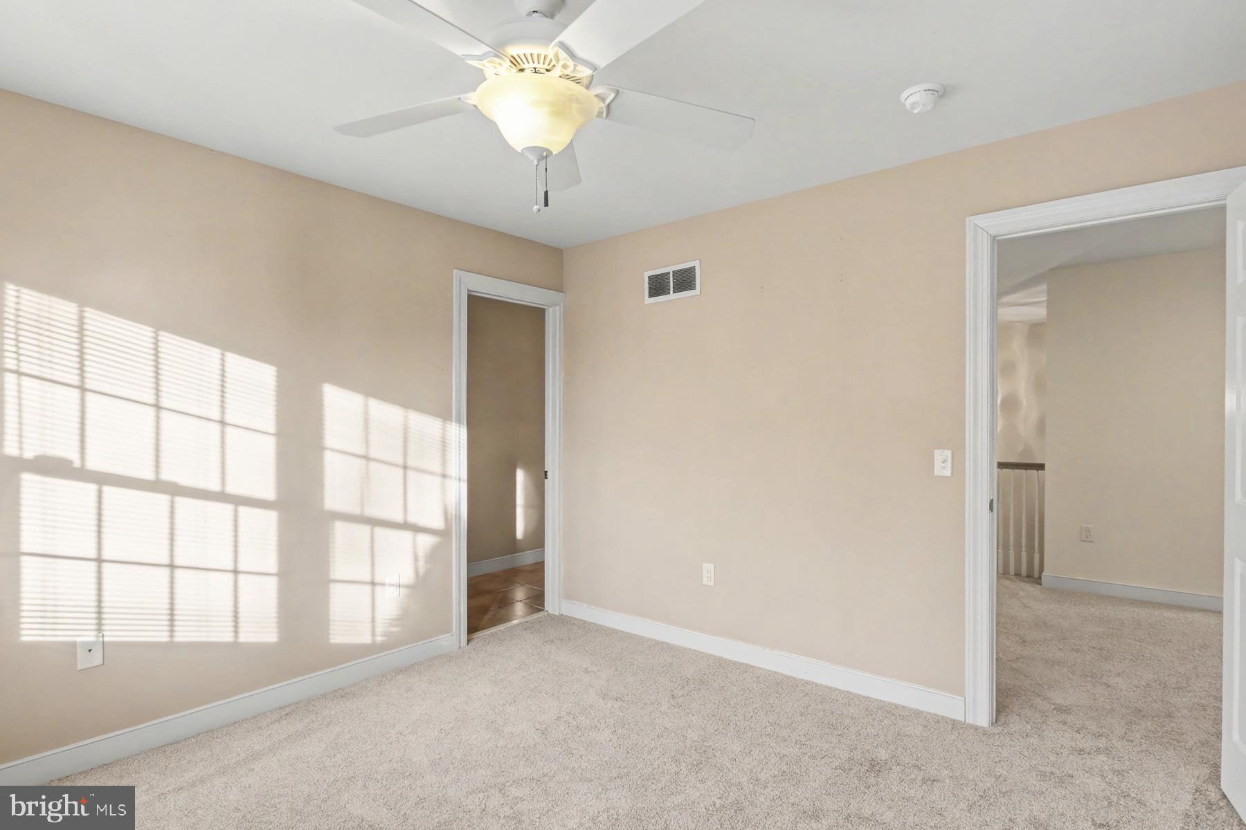 4528 LAURELWOOD DRIVE